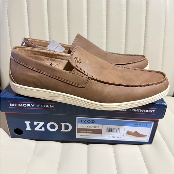 Izod men’s size 9.5 Tan Leather Loafers - Picture 4 of 5
